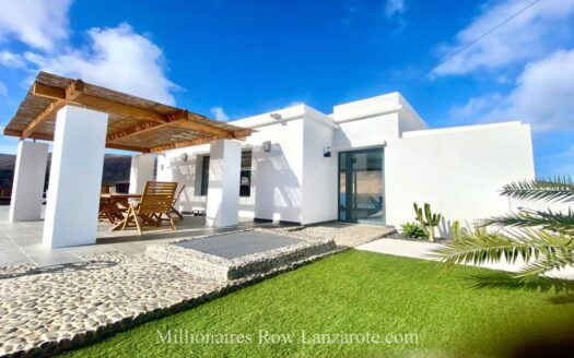 New Build – Detached 3 Bed Villa, Panoramic Sea & Mountain Views