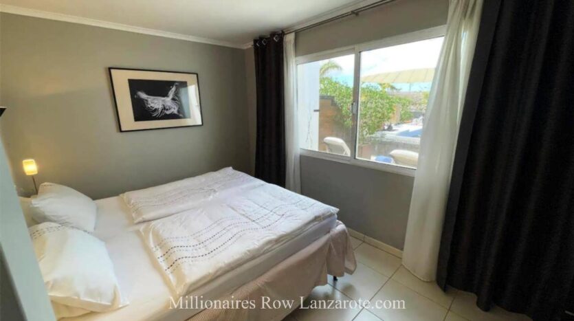 Luxury villa with 3 guest apartments