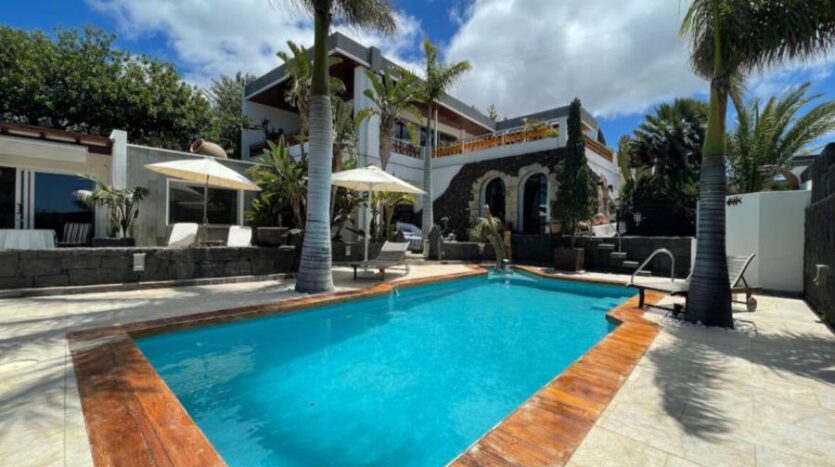 villas for sale in lanzarote, property for sale in lanzarote